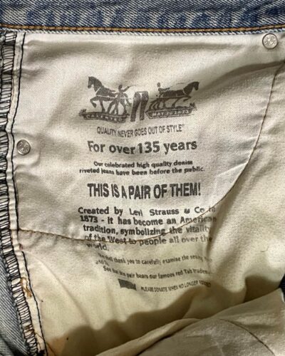 Vintage Levi 505 Jeans - Image 3
