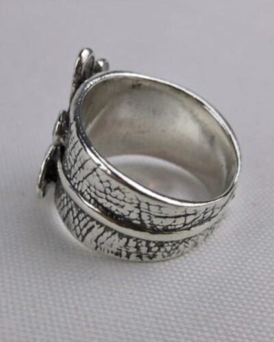 Mint, Vintage Israel Sterling Silver Dragonfly enriched with a Blue Topaz. Ring size 8 - Image 3