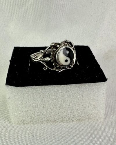 Sterling Silver Women’s ‘Chi’ ring for absolute balance. - Image 3