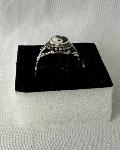 Sterling Silver Women’s ‘Chi’ ring for absolute balance. - Image 4